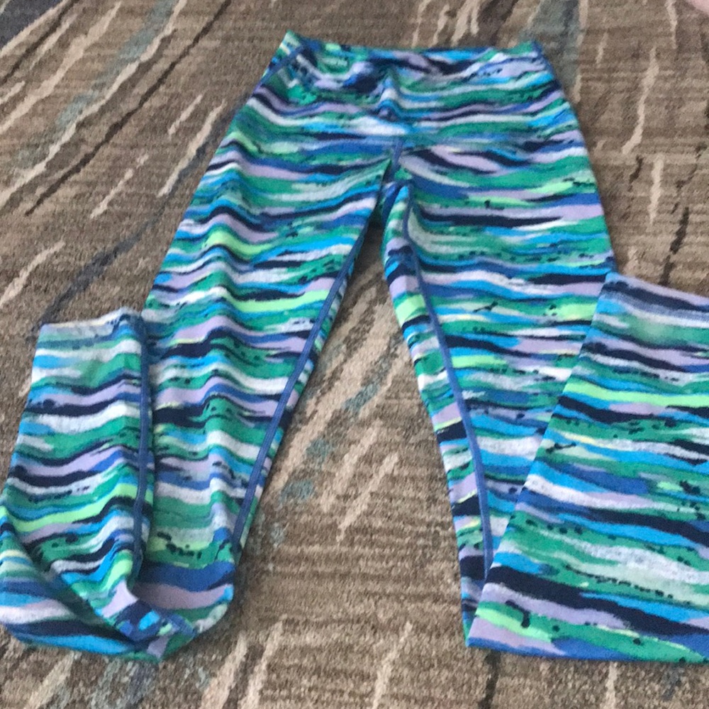 GUC Lululemon leggings size 6